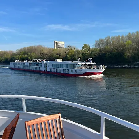 Trainstation Appartement